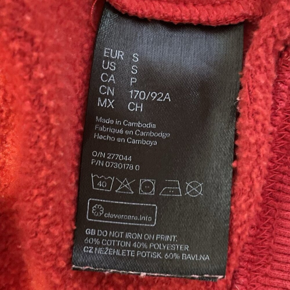 H&M Peanuts Snoopy Red Sweatshirt Hoodie Mens Small Pouch Pocket - Picture 6 of 7